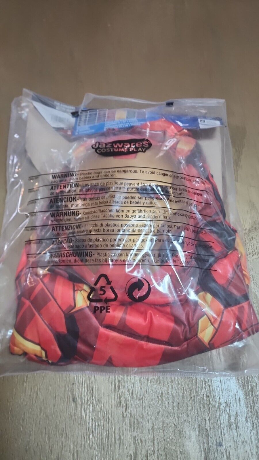 NEW The Avengers Boy’s Iron Man Tony Stark Marvel Comics Costume Size Medium(8)