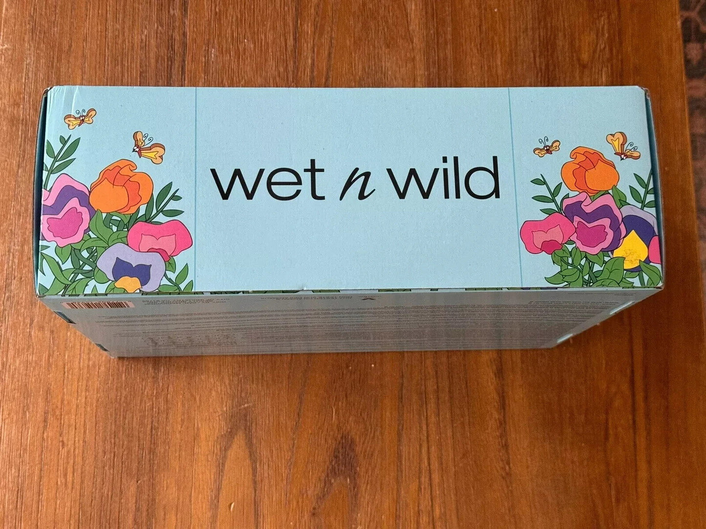 Disney Alice In Wonderland Wet N Wild Cosmetics BOX SET Kit NEW FAST SHIP