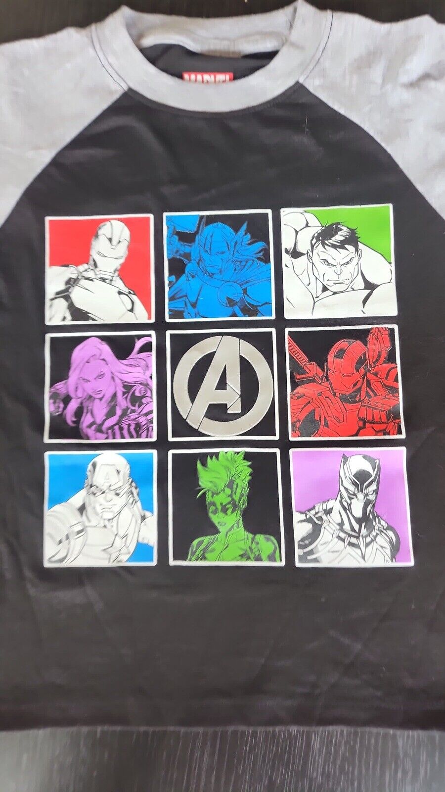 Marvel Kids Avengers T-shirt Size 4 With Sunglasses