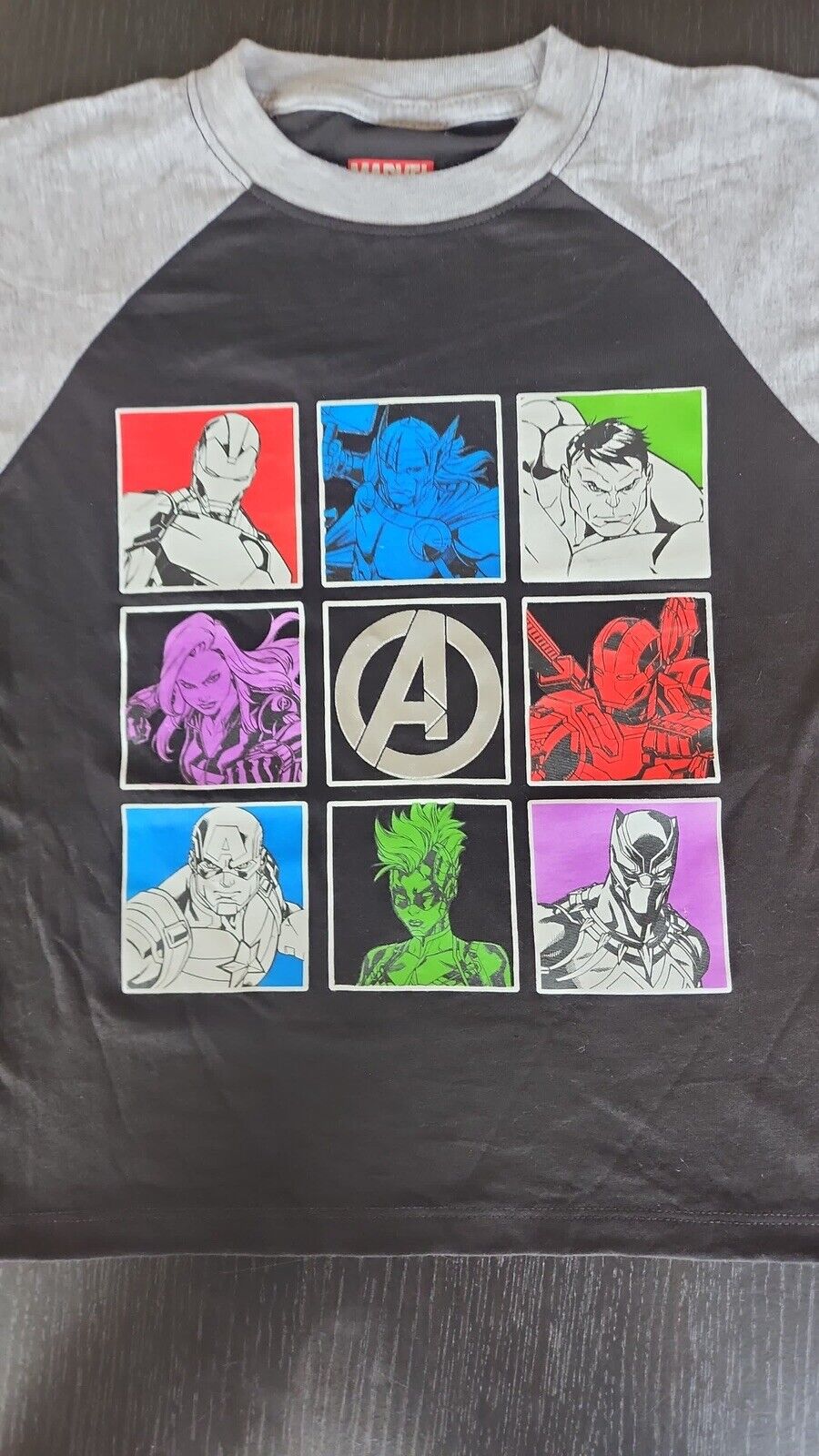 Marvel Kids Avengers T-shirt Size 4 With Sunglasses